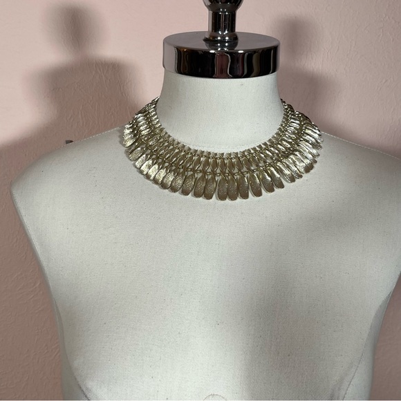 Lisner Vintage 1940 50 Art deco Gold Thick wide Heavy Cleopatra choker Necklace - Picture 8 of 16